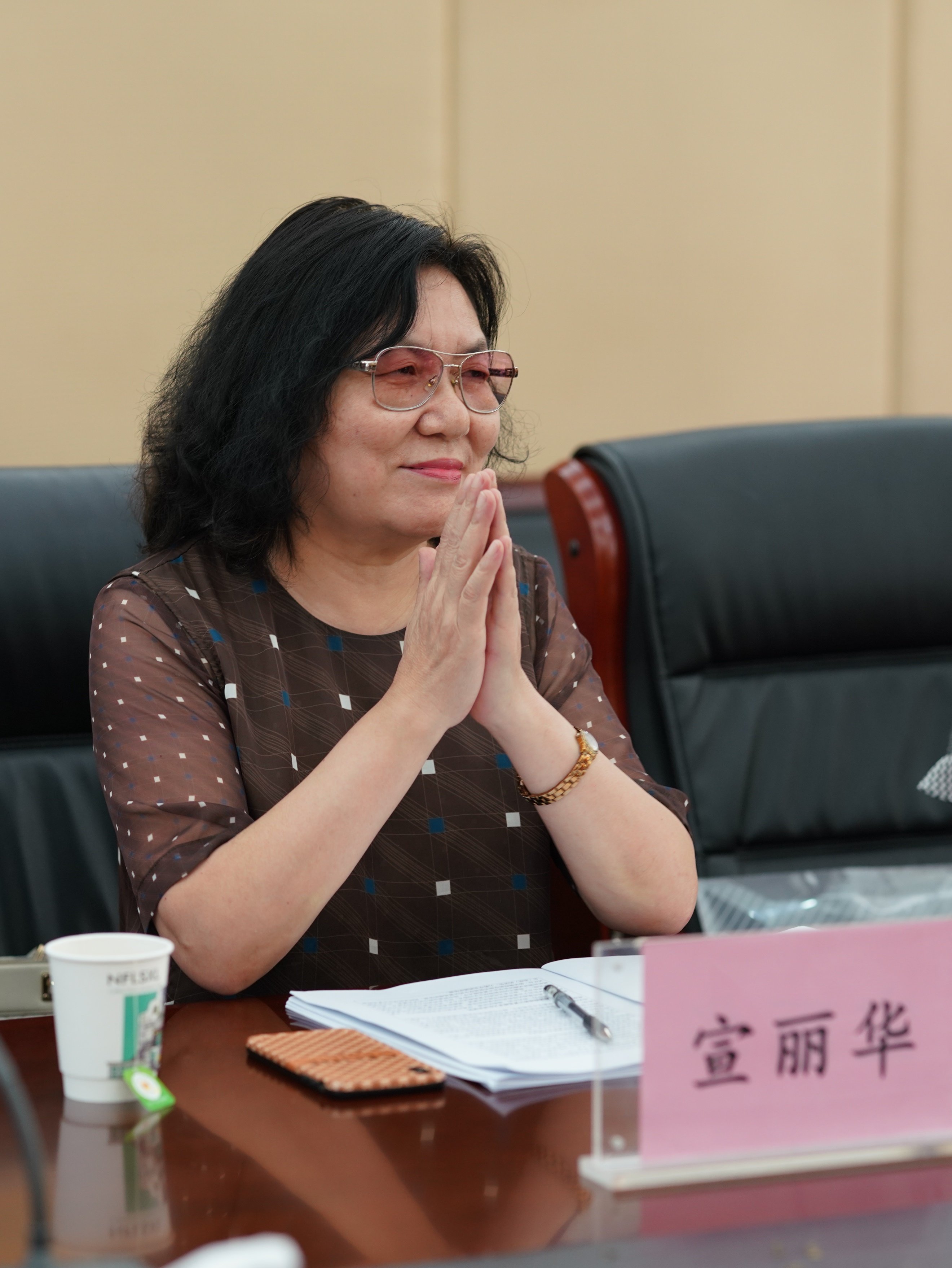 9.5省市級(jí)課題中期校本論證會(huì)_html_m12b91fec.jpg 9.5省市級(jí)課題中期校本論證會(huì)_html_m12b91fec.jpg