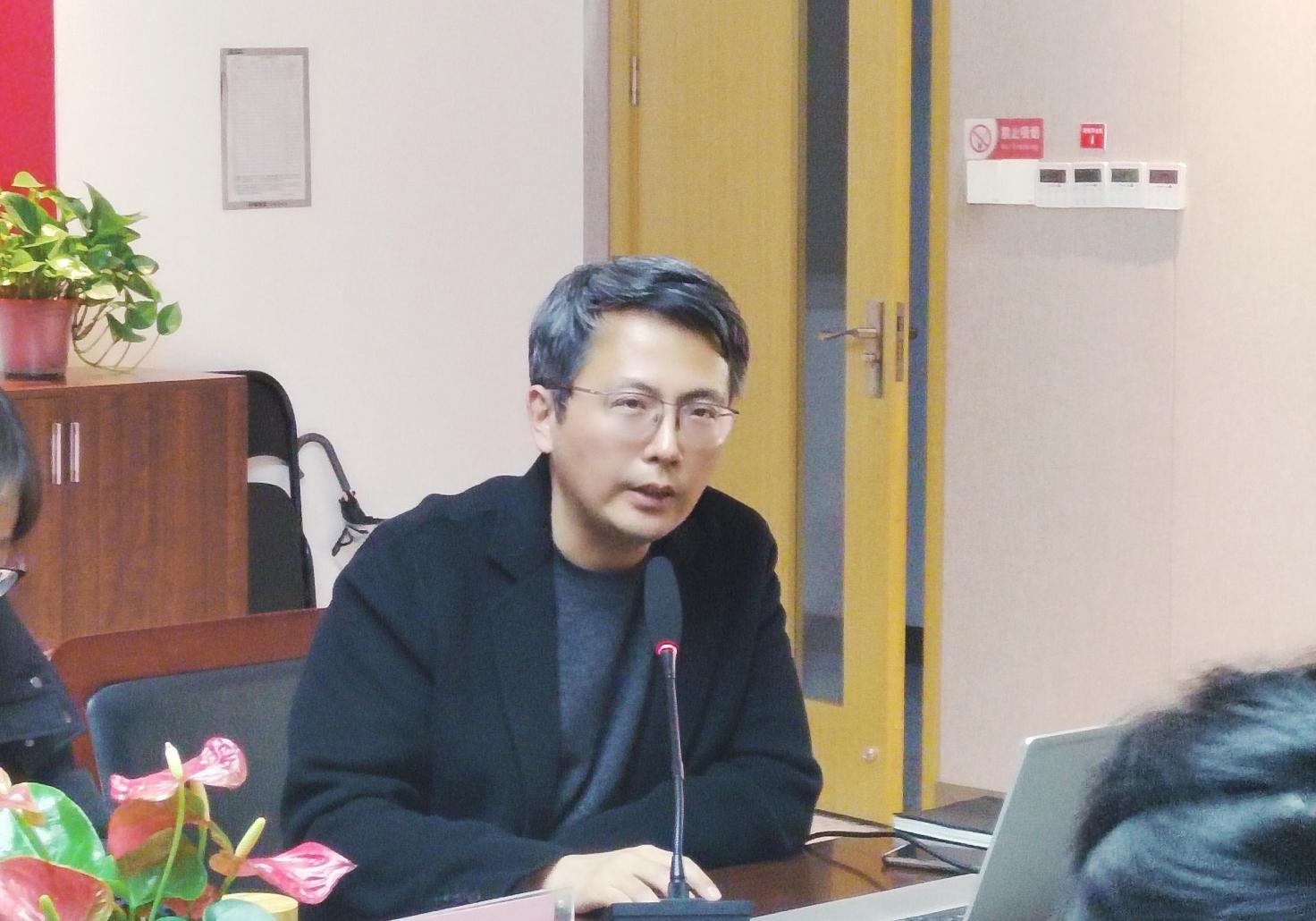 2獨(dú)行快 眾行遠(yuǎn) 合力成_html_384afdcc.jpg