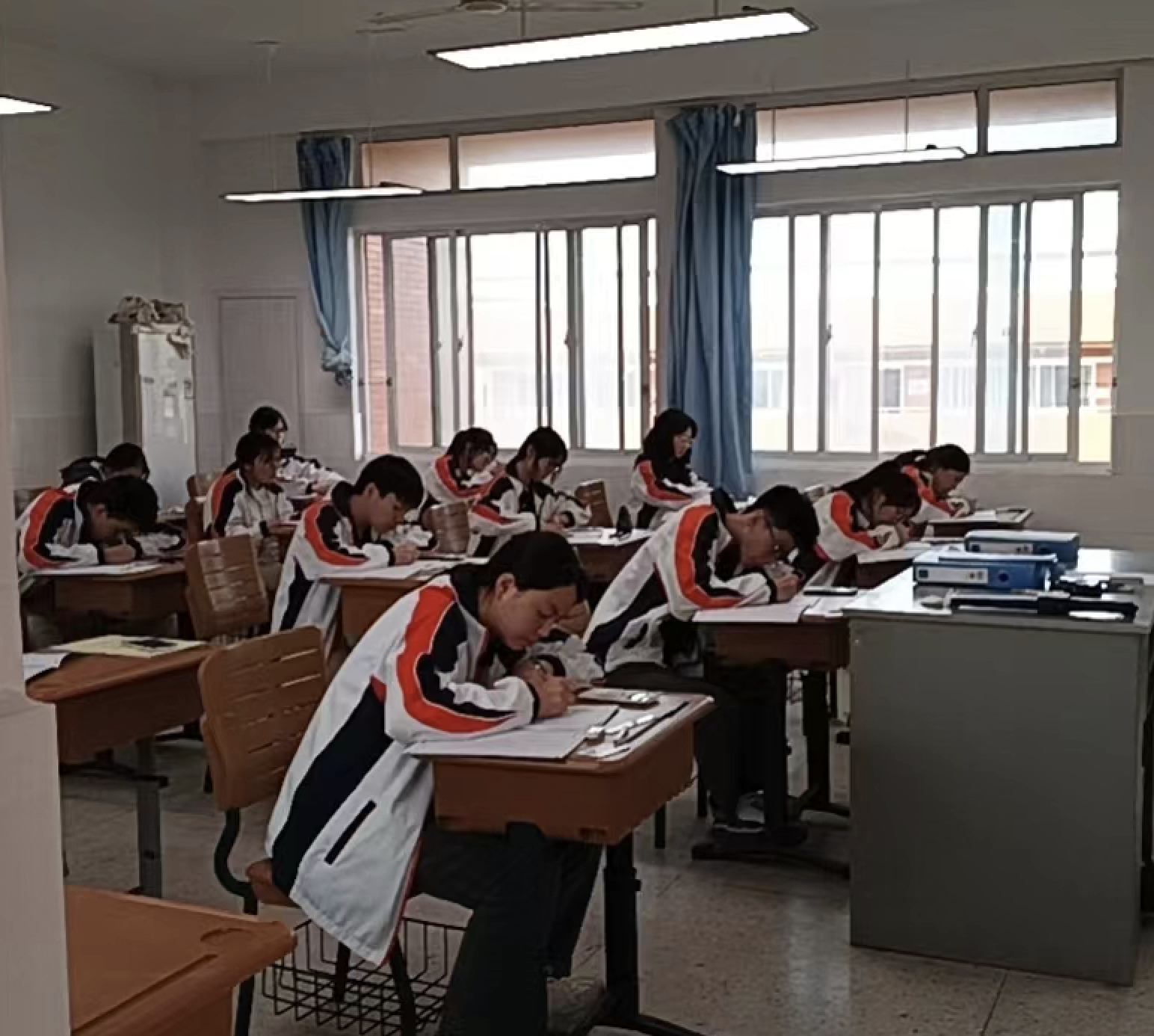 截屏2023-10-10 11.12.27.png 截屏2023-10-10 11.12.27.png